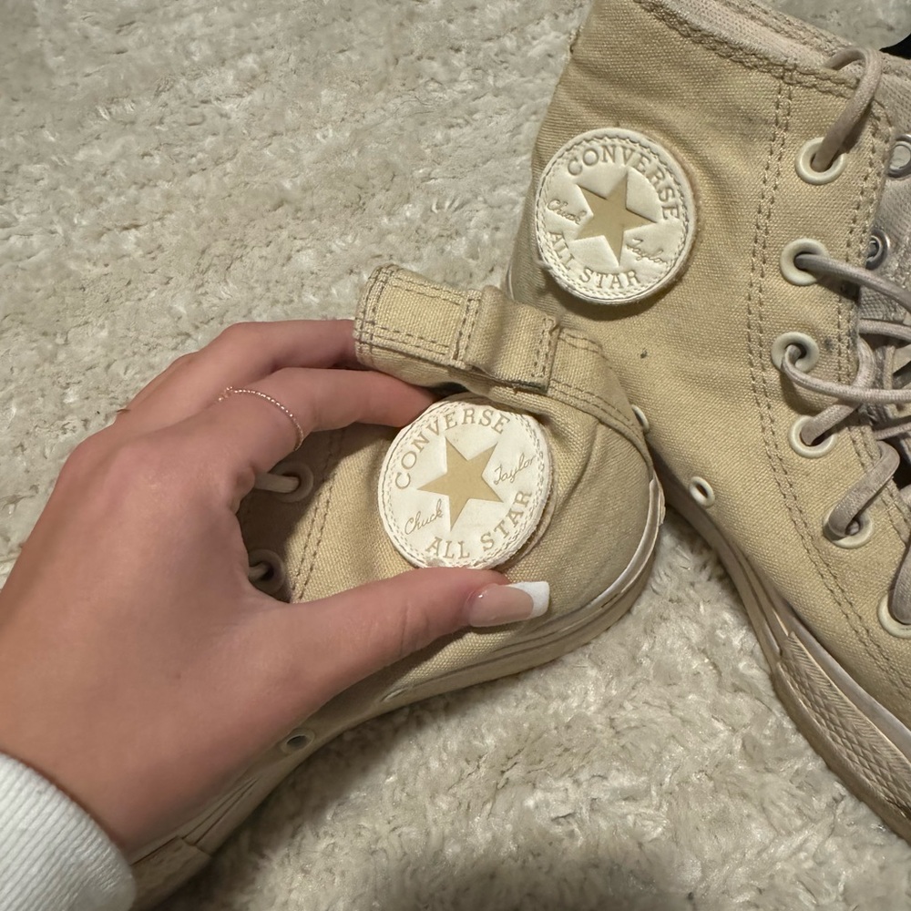 Cream Platform Converse